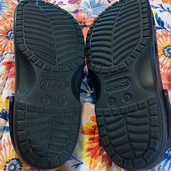 Crocs - Picture 6 of 7